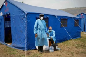 Paven appellerer om hjælp til Ebolaramte i DR Congo